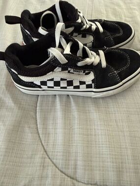 Vans Black & White Checkerboard Low Top Sneakers